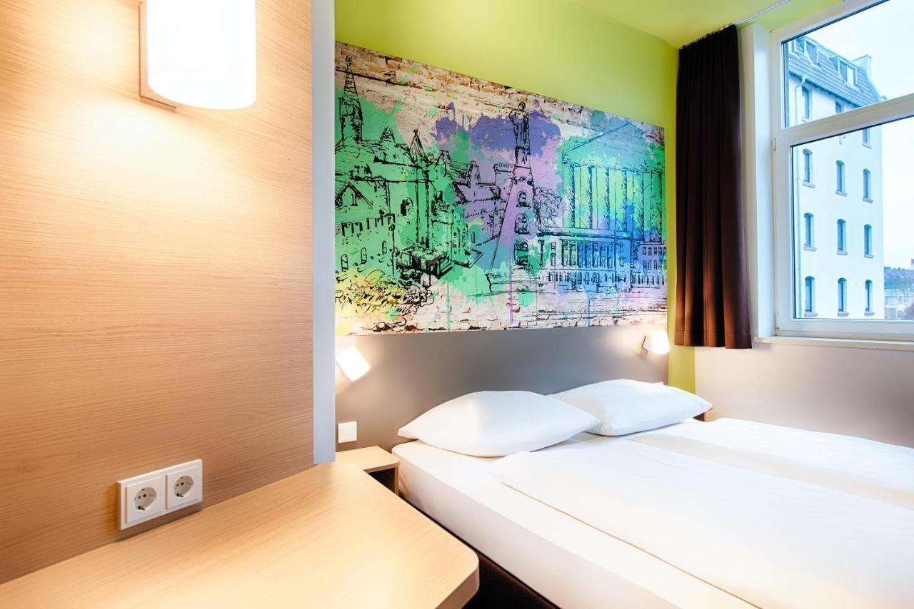 B&B Hotel Kassel-City Exterior photo